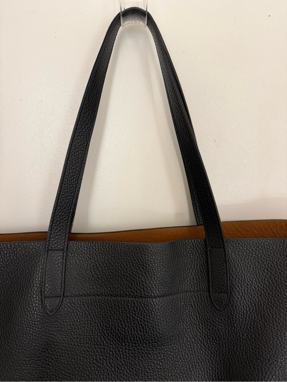Cuyana pebbled leather tote - Picture 6 of 15
